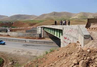 وزیر راه:تکمیل تقاطع غیرهم‌سطح شهرک صنعتی سمنان با۲۱۰ میلیارد ریال 