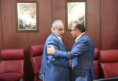 کرباسیان: مسیر رو به پیشرفت در گمرک ادامه یابد