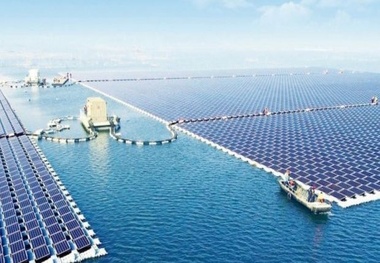 China launches world’s largest floating solar power plant