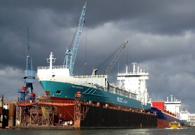 Dry bulk newbuilding orders pick up on improving market sentiment