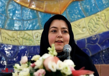 برنامه های نخستین سکاندار زن 