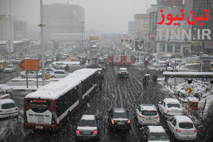 بارش اولین برف پاییزی در تهران