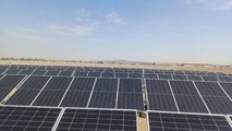 بهره برداری اولین نیروگاه خورشیدی در راه آهن منطقه اصفهان