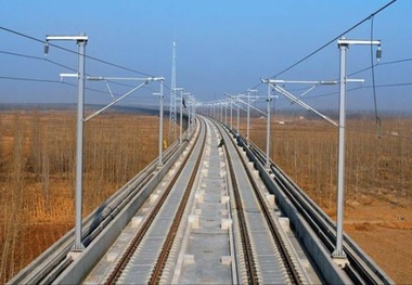 Tracklaying complete on new line in northern China