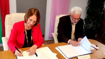 قرارداد خواهرخواندگی کاشان و کازانلاک بلغارستان امضا شد