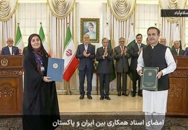 امضای سند همکاری حمل‌ ونقل و ترانزیت میان ایران و پاکستان 