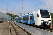 Stadler, FAL present narrow-gauge battery electric train at EXPO Ferroviaria