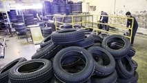 بازار سیاه و مشاغل کاذب با تداوم گرانی‌ تایر؛ بحران لاستیکی