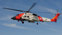 Four Rescued, Two Missing After Boat Collides with Oyster Barge and Tug in Virginia