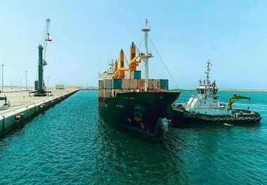 بارگیری محموله ترانزیتی افغانستان به جمهوری هند از بندر چابهار 