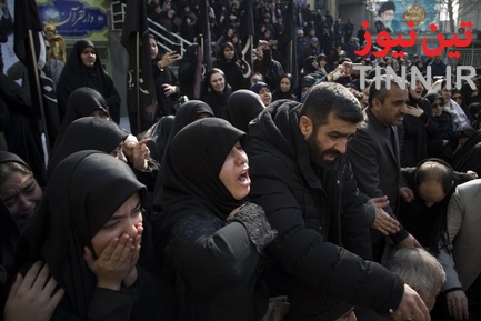 تشییع پیکر دو تن از شهدای سانحه هوایی در تهران
