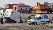 حادثه واژگونی اتوبوس در محور یزد به طبس/ ۱۰ نفر جان باختند +فیلم
