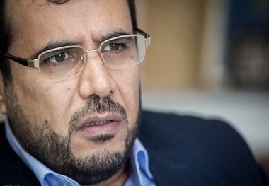 واگذاری سهام خودرویی دولت کلاهبرداری است 