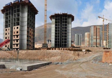 اخذ مالیات از انبوه‌سازان متوقف شود
