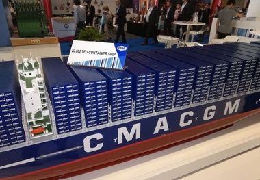 CMA CGM: Rotterdam Will Be LNG Bunkering Port for New ULCVs