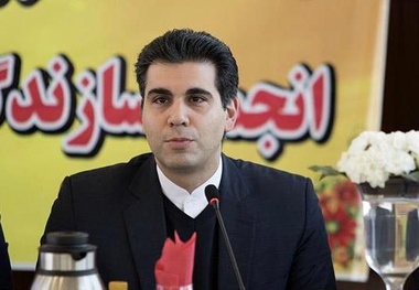 خودروسازان پیش از واگذاری سهام دولتی‌شان‌، تجدید ارزیابی شوند