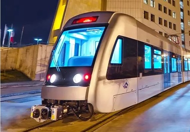 سرویس‌ دهی رایگان متروی مشهد در روز ۱۳ آبان