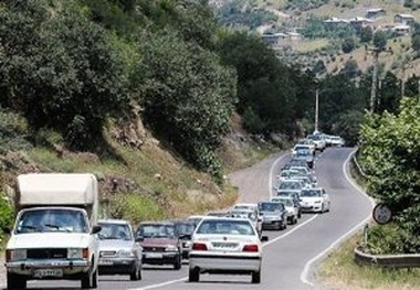 مصدوم شدن ۱۷ نفر بر اثر تصادف