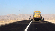 محور کازرون- بالاده- فراشبند به بزرگراه تبدیل می شود 