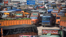 تراکم کامیون‌های صادراتی پشت مرزهای عراق