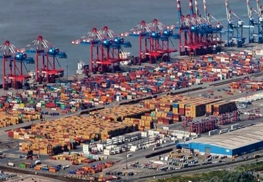  Venezuela Passes Law Against Piracy, Blockades Amidst US Tanker Seizures