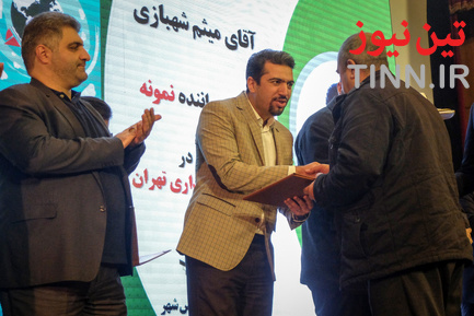 آیین تجلیل از رانندگان نمونه شرکت خودرو سرویس شهر