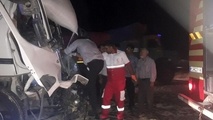 تصادف تانکر سوخت و تریلی در محور سرخه-سمنان