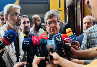 بازدید میدانی و حضور مدیر عامل راه آهن در جلسه شورای اداری اداره کل راه آهن زاگرس
