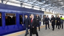 Poroshenko inaugurates airport link in Kyiv