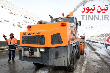 عملیات راهداری زمستانی در جاده هراز