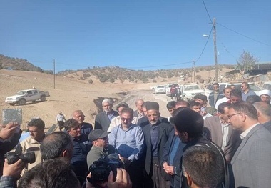 بررسی مشکلات راه های روستایی در مناطق سرآقاسید، چین و رزگ