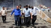 خیزش رانندگان کامیون برای کمک به کامیون داران سانحه‌ دیده بندرعباس/ رژه همدلی تریلی ها (فیلم)
