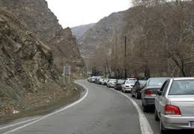 انسداد مسیر جنوب به شمال جاده چالوس و آزادراه تهران - شمال