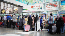 نظرسنجی مکانیزه از مسافران در ایستگاه راه‌آهن تهران 