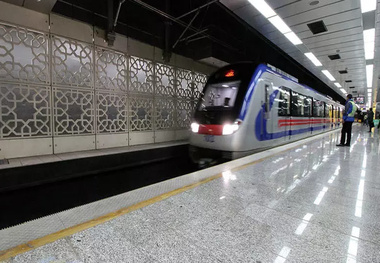 جدول زمانبندی حرکت قطارهای مترو اصفهان