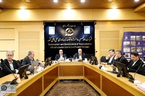 توسعه کریدورهای حمل ونقلی، محور ارتقای جایگاه اقتصادی ایران در منطقه 
