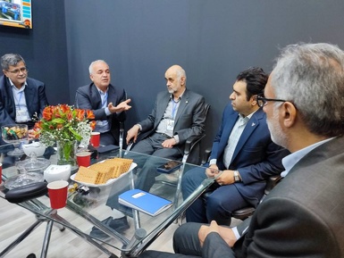 بازدید از غرفه شرکت پویش پژوهان