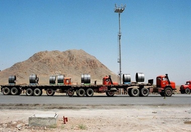 بلایی که بومی گرایی سر رانندگان کامیون آورد