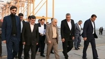 دیدار وزیر امور اقتصادی و دارایی از بزرگ‌ترین بندر تجاری ایران 