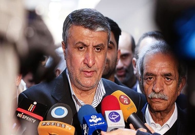 کلنگ‌زنی فرودگاه چابهار و شهر جدید تیس در سواحل مکران