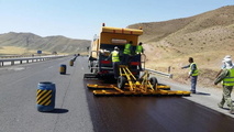 شتاب‌ گیری عملیات بهسازی در آزادراه تبریز - زنجان