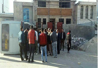 
واژگونی مینی بوس حامل دانش آموزان در یاسوج
