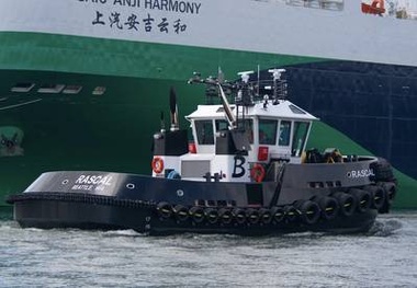 Two Compact Ship Assist Tugs Delivered to US Owner
