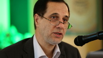 مه‌آبادی: هزینه خدمات فرودگاهی برای ایرلاین‌ها افزایش زیادی نخواهد داشت