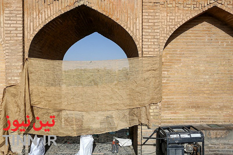 حصارکشی سی‌وسه‌پل اصفهان