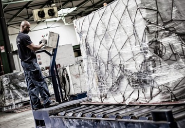 Singapore awards three year handling deal to WFS