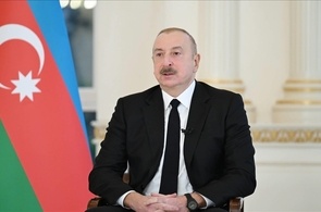 علی اف: کریدور زنگزور و اتصال ریلی به ایران در اولویت باکو است