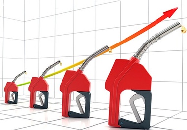 تصمیمات سخت دولت چهاردهم؛ واردات بنزین از ۲.۵ میلیارد دلار به ۴ میلیارد دلار رسیده است