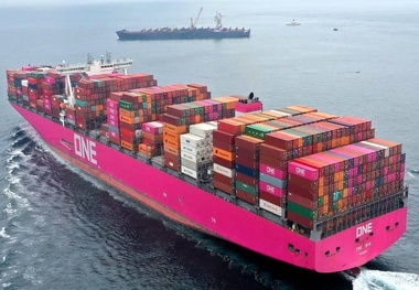 Container ship loses nearly 2,000 cargo carriers in Pacific storm