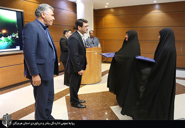 معاون وزیر راه و شهرسازی در دیدار با خانواده شهدای دریایی هرمزگان